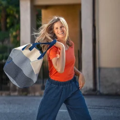 LIVING CRAFTS Oman | Klant Tinten Van Denim Shop