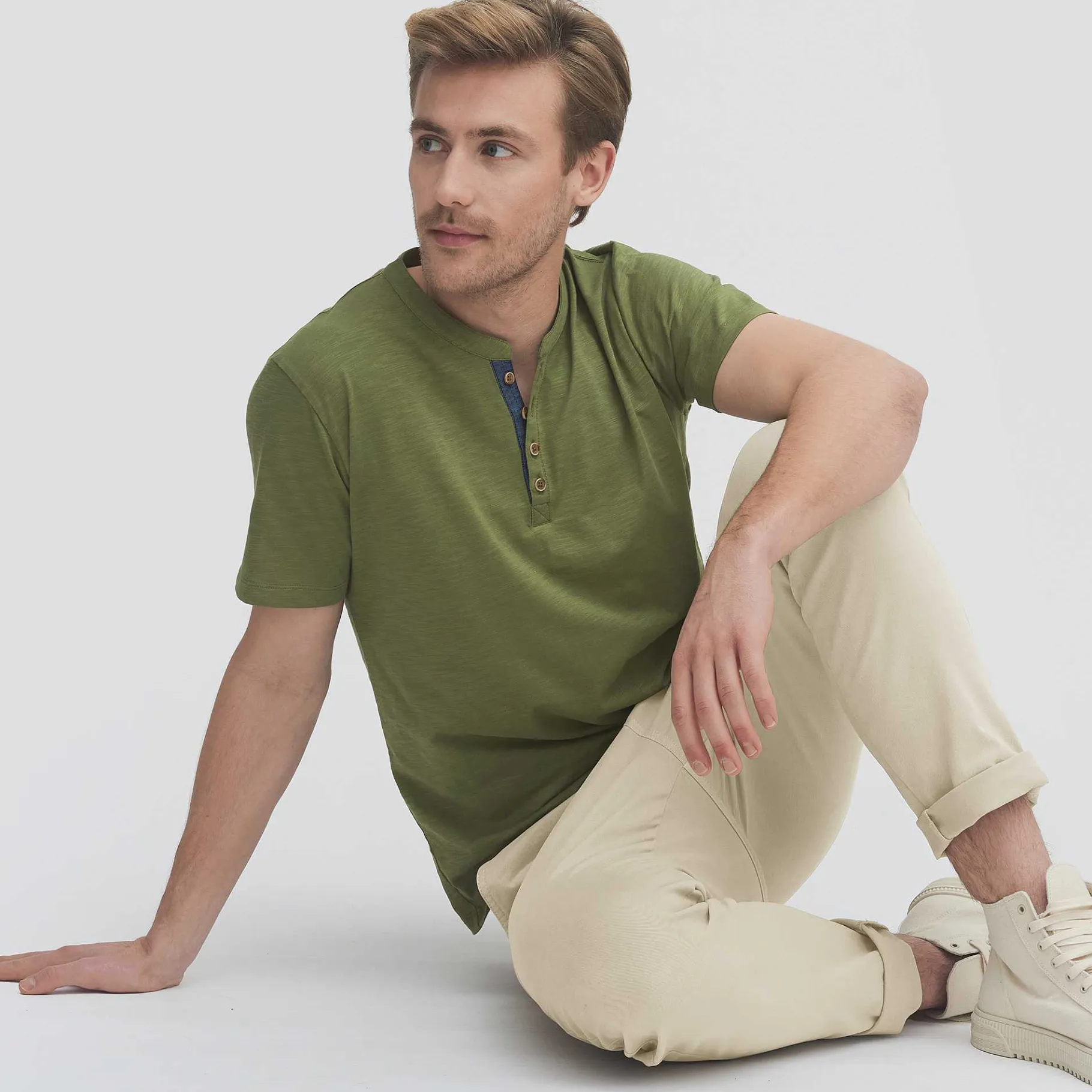 LIVING CRAFTS Othello | Henley-T-Shirt Olijf Shop